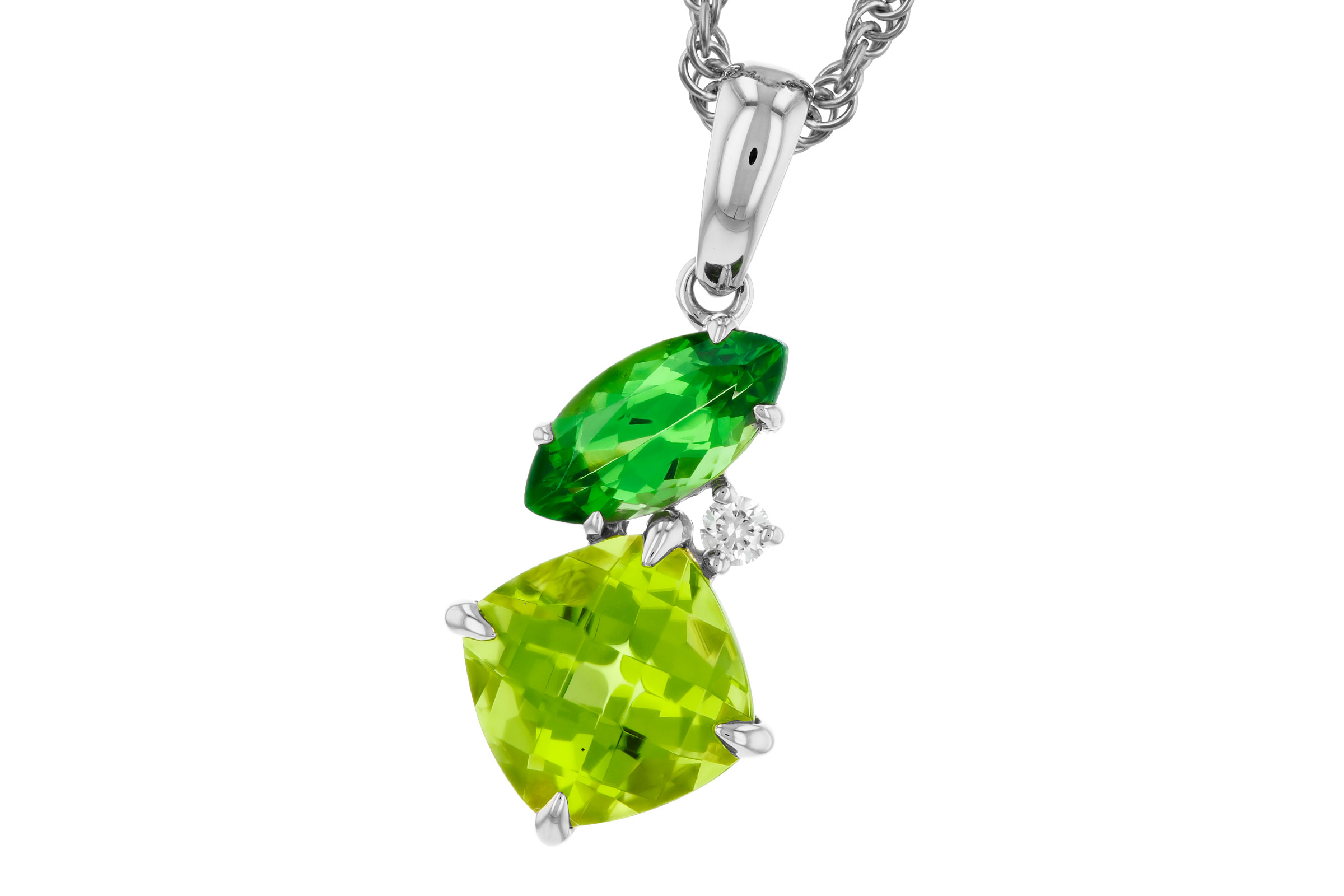 B303-39481: NECKLACE 1.97 TW SEMI-PREC (PER,TSAV) 2.00 TGW