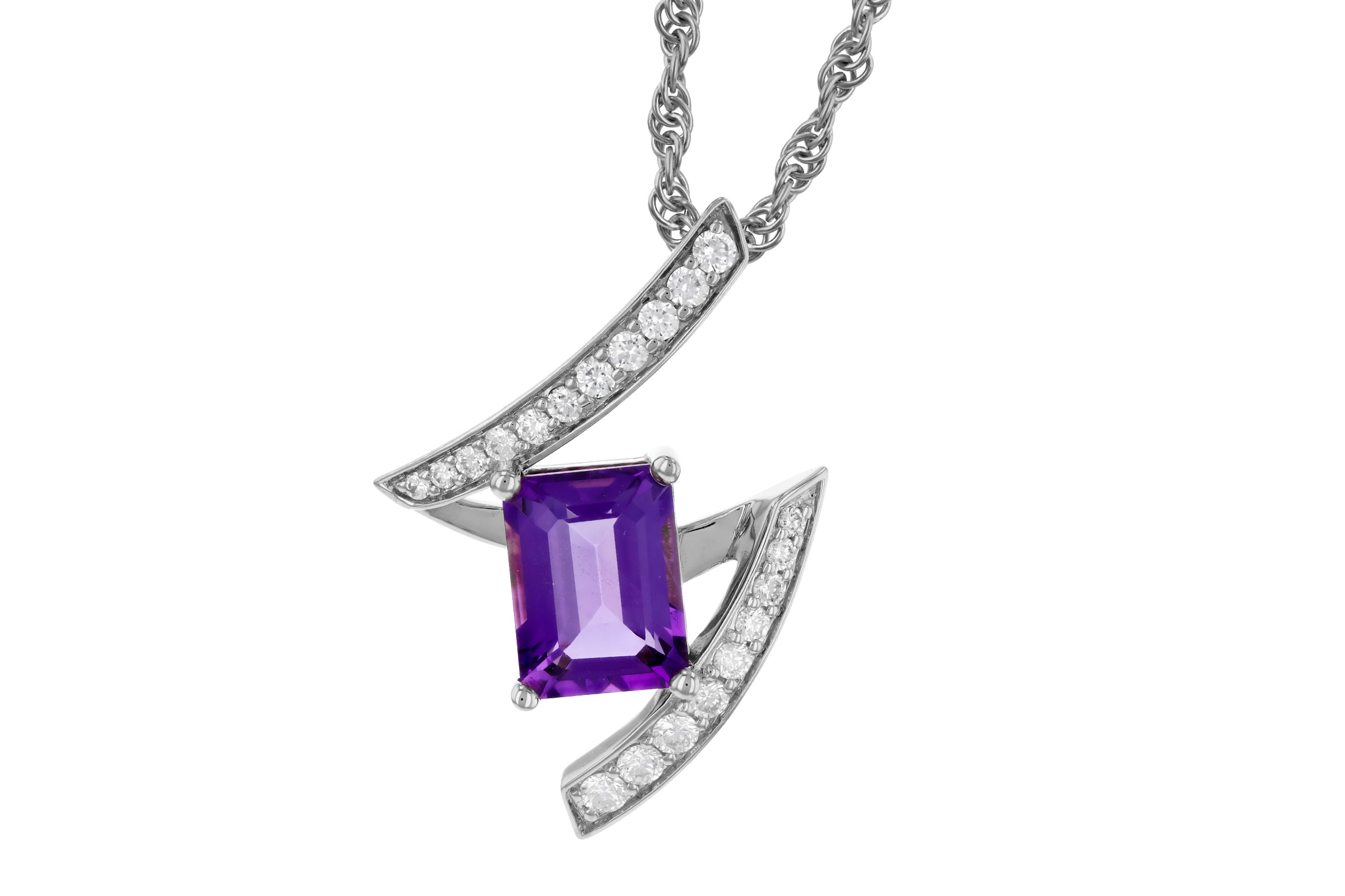 M303-39517: NECKLACE 1.36 AMETHYST 1.56 TGW (8x6MM AMY)